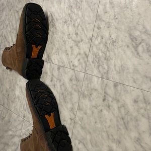 Ariat work boots, worn about 3 or 4 times for a couple of hours each time.